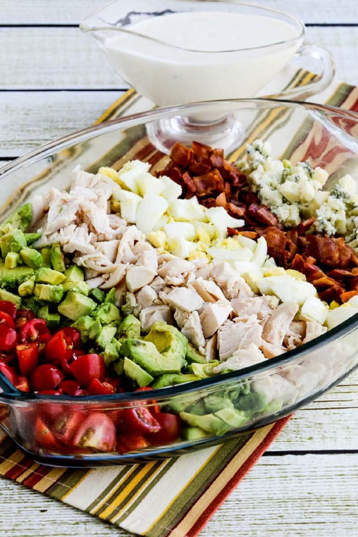 1-1200-lettuce-free-cobb-salad.jpg