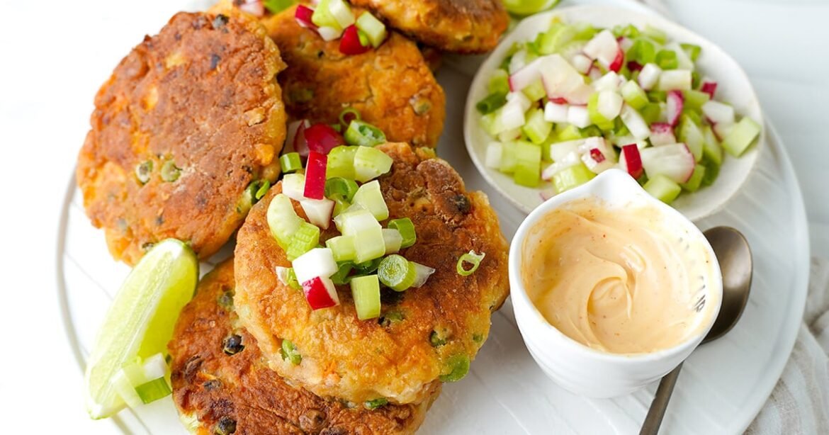 paleo-salmon-fishcakes-recipe-social.jpg