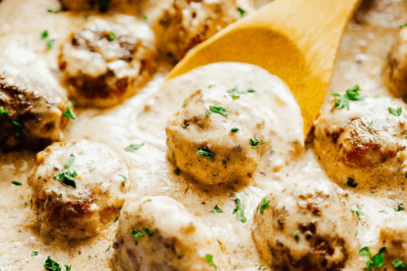 Creamy-Cajun-Chicken-Meatballs.png