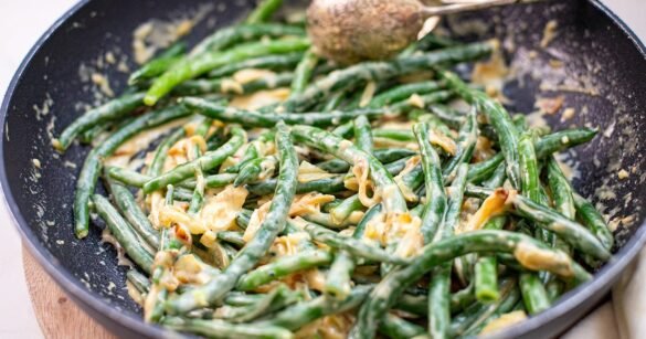 creamy-green-beans-social.jpg